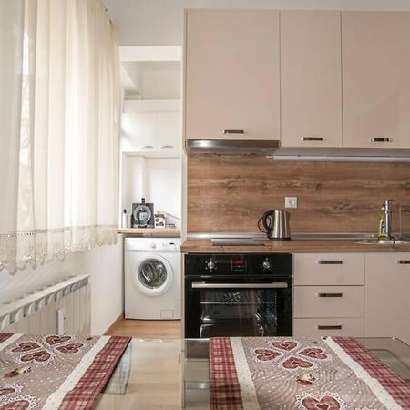 Elegant & Stylish 2 Bedroom Top Central Apartment Sofya Dış mekan fotoğraf