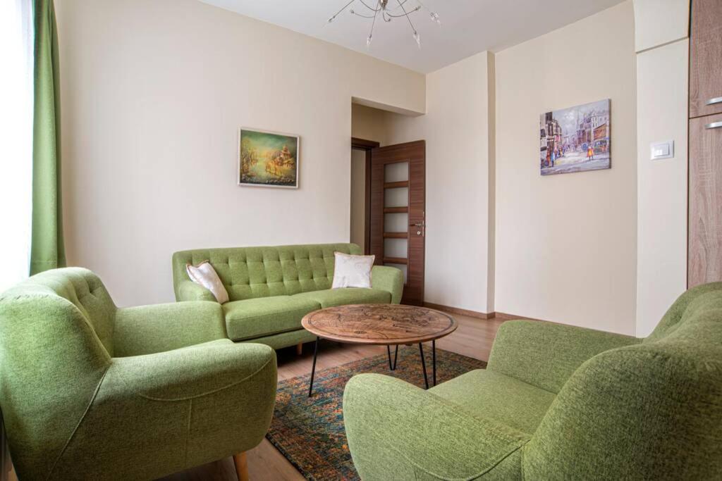 Elegant & Stylish 2 Bedroom Top Central Apartment Sofya Dış mekan fotoğraf